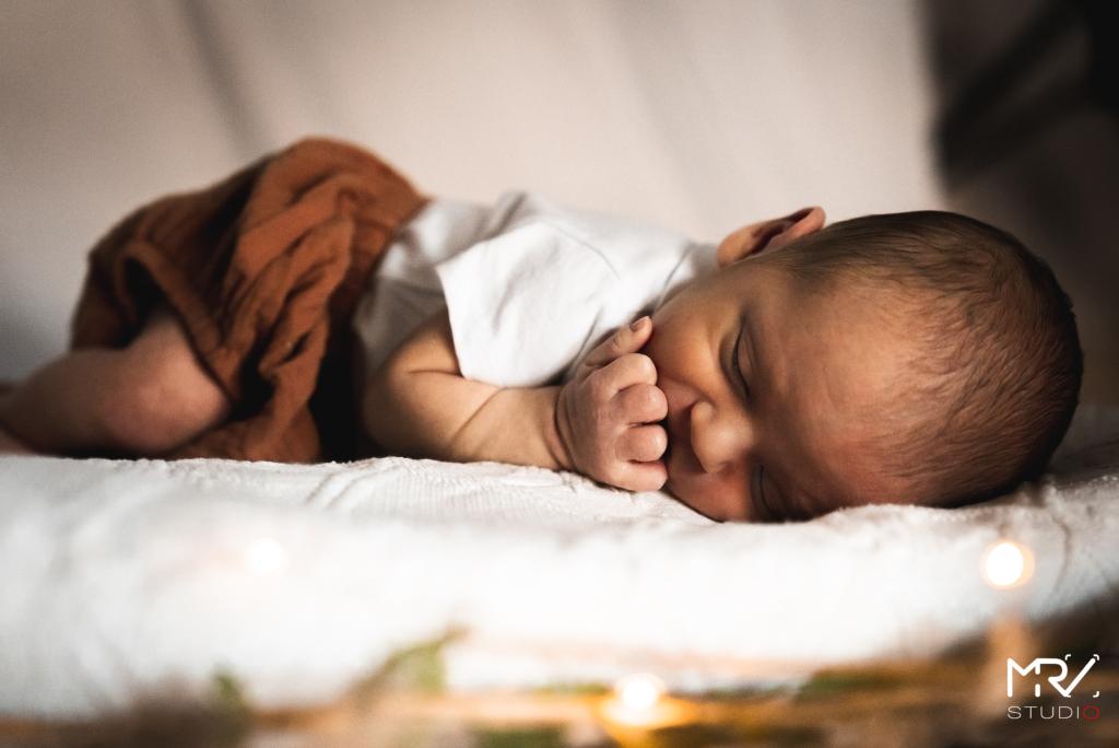 naissance-premiers-instants-mrv-studio-photo-photographe-professionnel-lyon-DSC08305