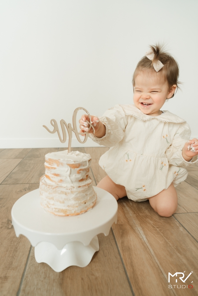 Séance photo smash the cake bébé anniversaire