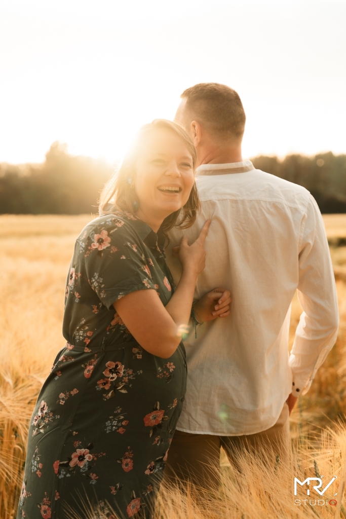 photo-grossesse-maternite-lyon-MRV-STUDIO