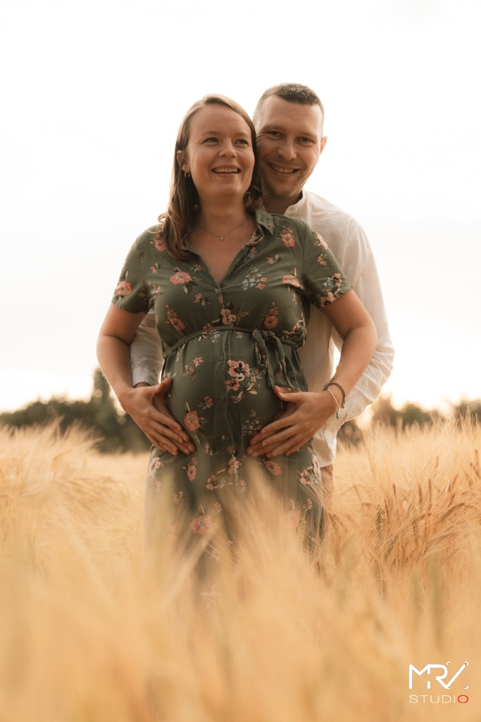 photo-grossesse-maternite-lyon-MRV-STUDIO