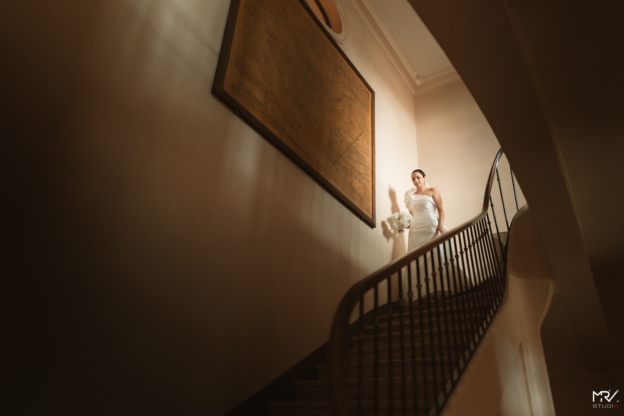 Photographe Mariage à Lyon - MRV Studio Photo | Votre Histoire en Images photographe mariage lyon - MRV STUDIO