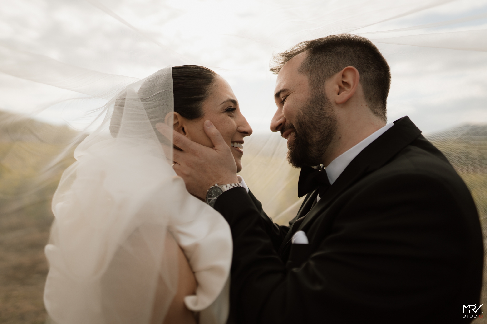 Photographe Mariage à Lyon – MRV Studio Photo | Votre Histoire en Images photographe mariage lyon - MRV STUDIO